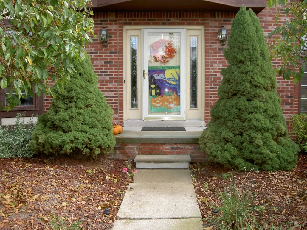 Front entrance of a home decorated for Halloween